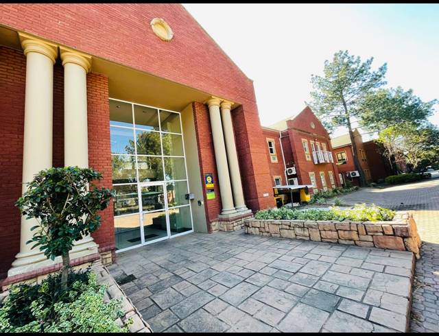 434M² OFFICE TO LET IN FOURWAYS